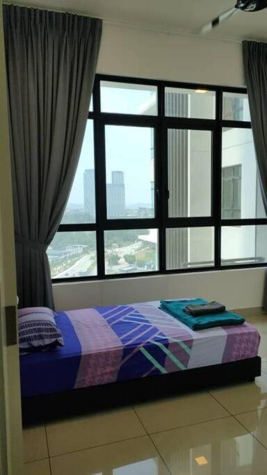Conezion 3-Bedroom Condo @ Ioi City Mall Putrajaya Serdang  Exteriör bild
