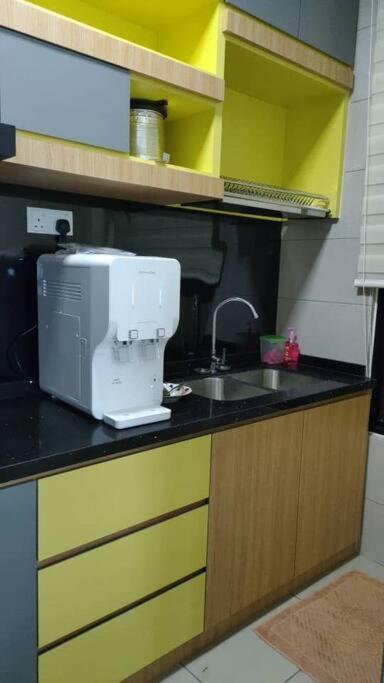 Conezion 3-Bedroom Condo @ Ioi City Mall Putrajaya Serdang  Exteriör bild