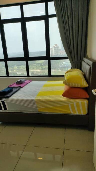 Conezion 3-Bedroom Condo @ Ioi City Mall Putrajaya Serdang  Exteriör bild